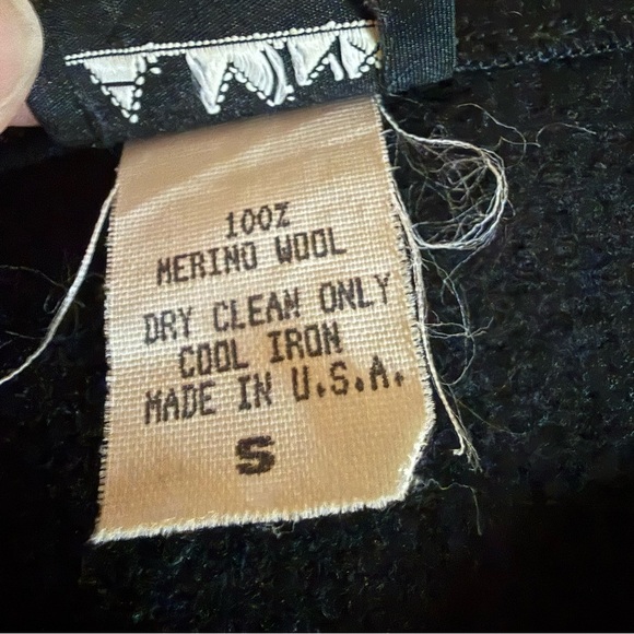 A.Minx Vintage Wool Asymmetrical Black Cardigan Jacket Size Small - Picture 6 of 9